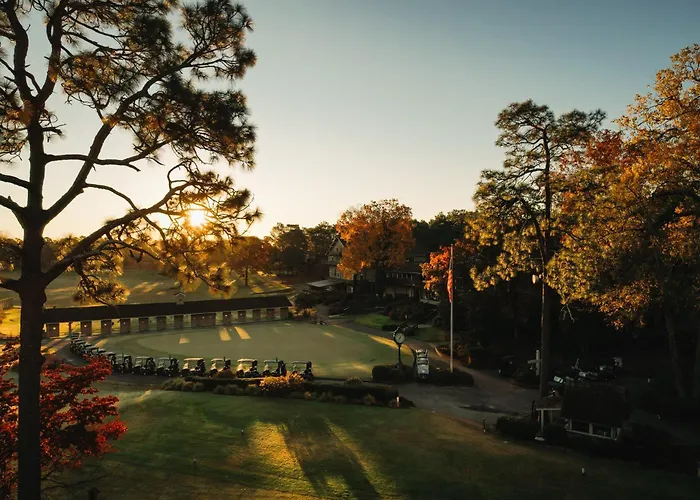 Pine Needles Lodge & Golf Club
