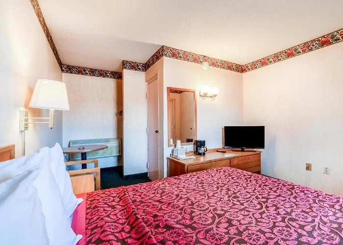 Ozark Junction Inn