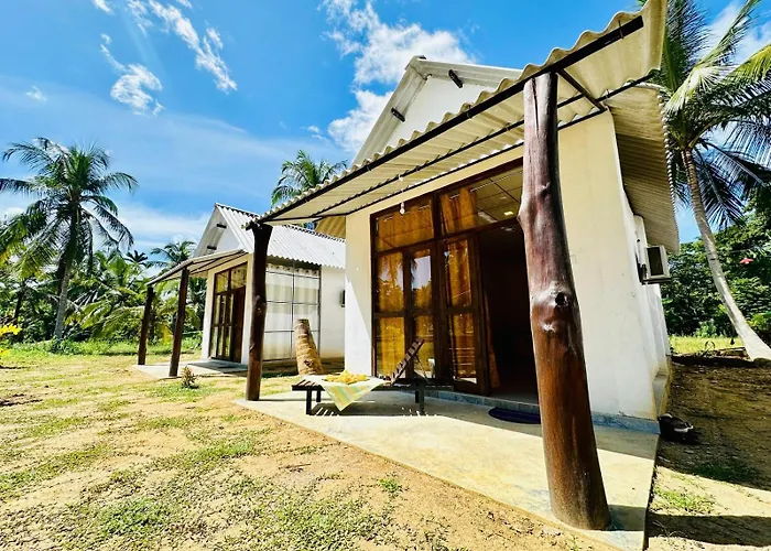The Coconut Gardens Hotel & Restaurant