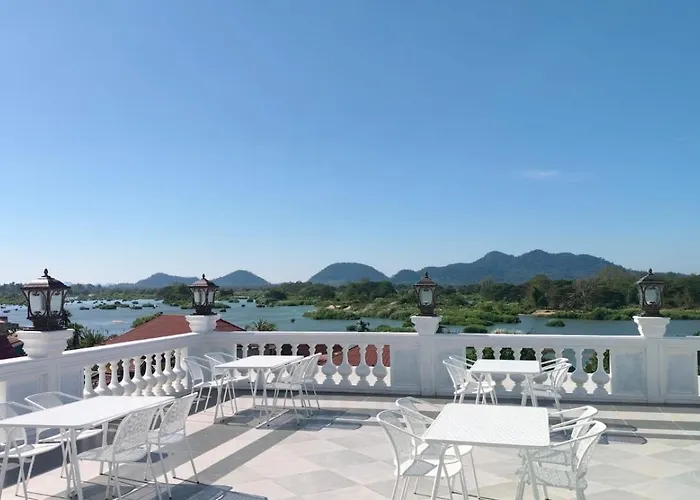 Skyview Hotel