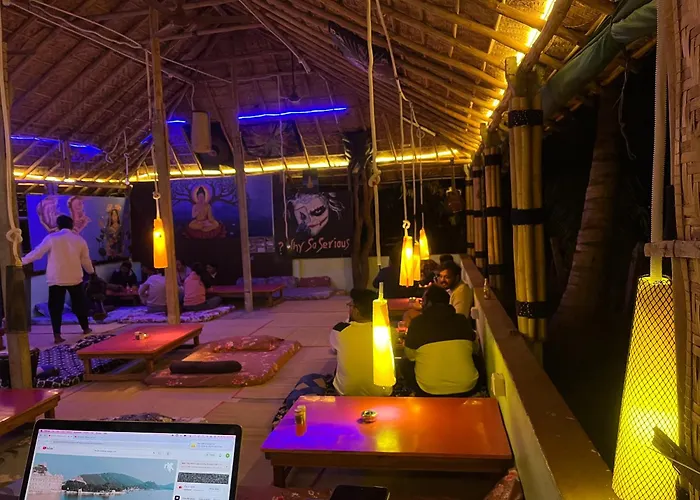 Sunburn Cafe Hampi