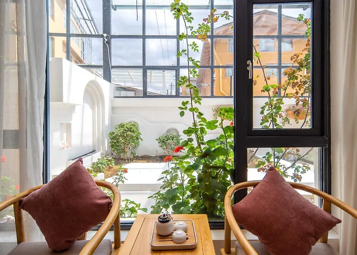 Shangri-La Jingyue Homestay