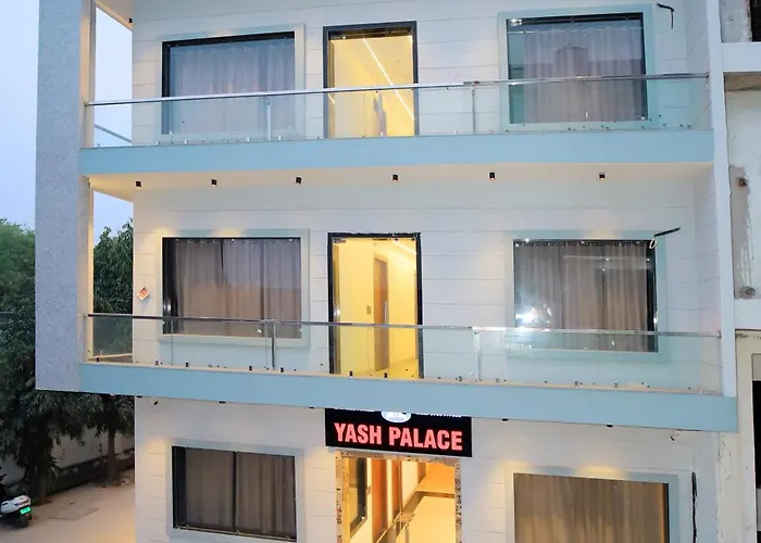 Hotel Yash Palace