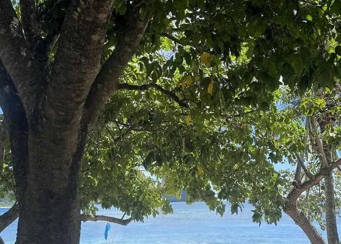 White Sandy Beach Resort