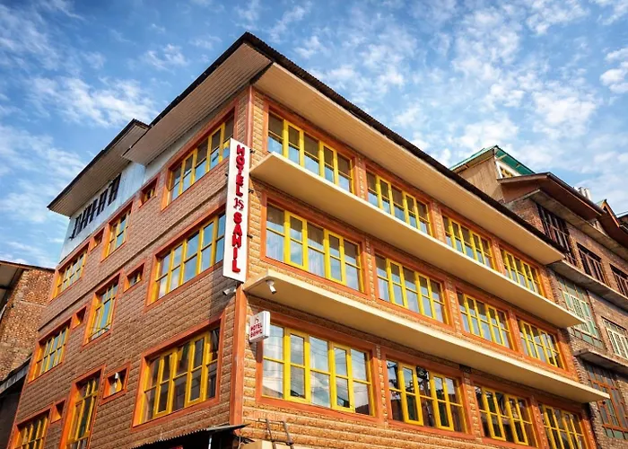 Hotel Sahil - City Center, Lalchowk
