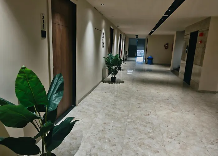 Hotel Gokul Inn & Banquet