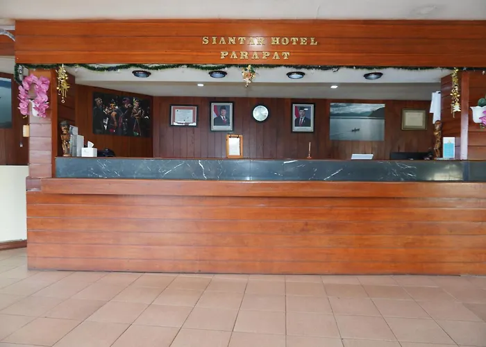 Siantar Hotel Parapat