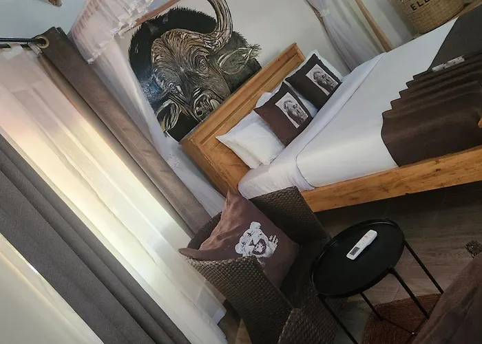 Natural Bamboo Lodge On River Nile Banks In Murchison Falls