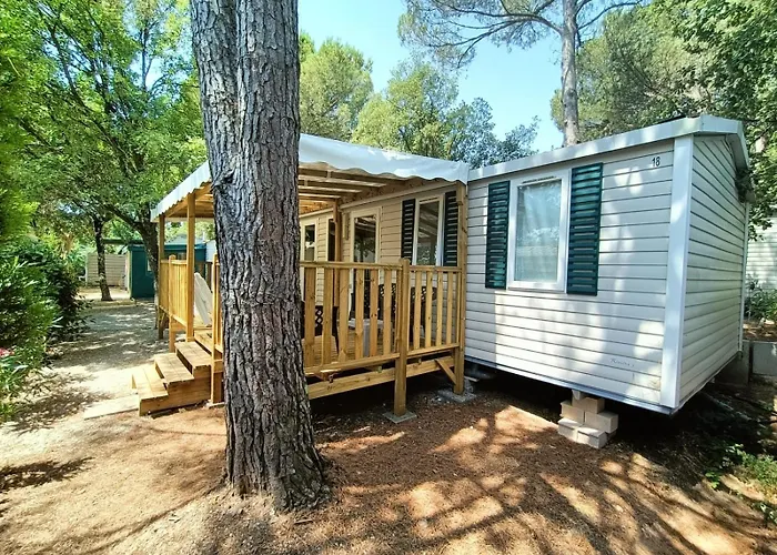 Luxe 6 Persoons Chalet Camping Lei Suves Cote D'Azur Roquebrune-Sur Argens