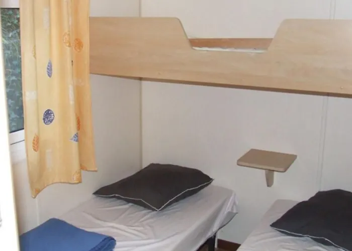 Mobil-Home Avec Terrasse Pour 5 Personnes