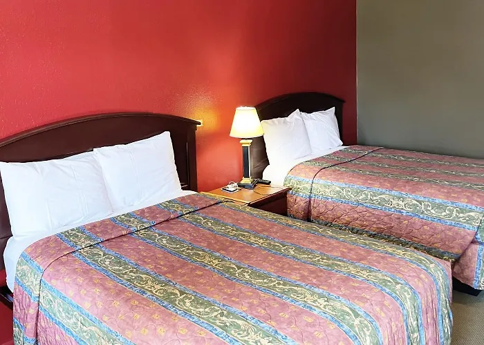 Express Inn Thomson