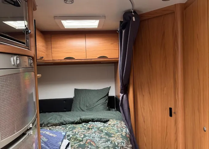 Camping Car Du Bonheur