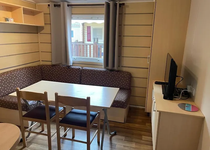 Bungalow Camping La Berge Fleurie
