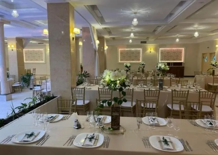 Hotel Tiara