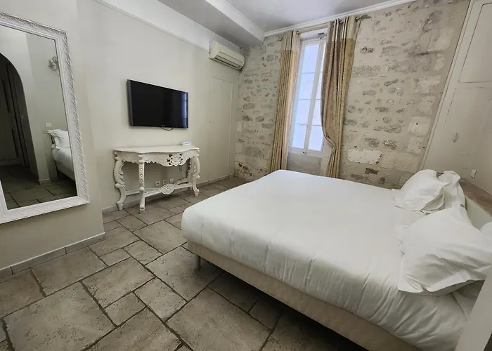 Hotel Du Palais Des Papes Avignon