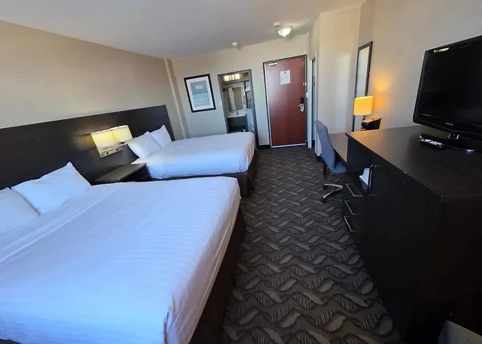 Clarion Hotel