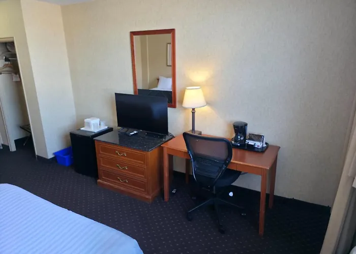 Clarion Hotel