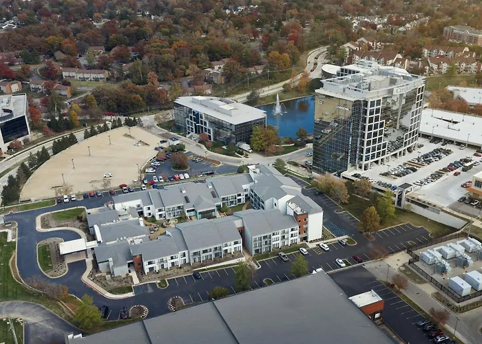 Courtyard St. Louis Creve Coeur