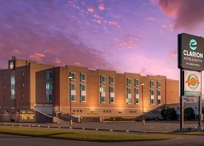 Clarion Hotel & Suites Brandon