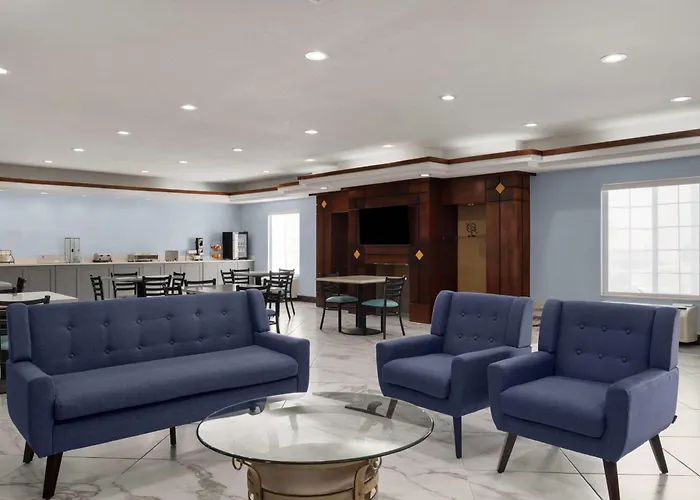 Days Inn By Wyndham Dodge City