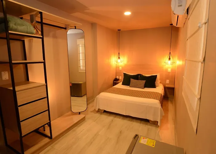 Hotel Prado 34 West