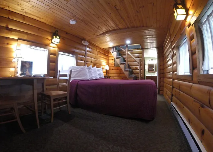 Red Caboose Motel & Restaurant
