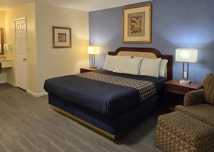 Blythe Hotel & Suites