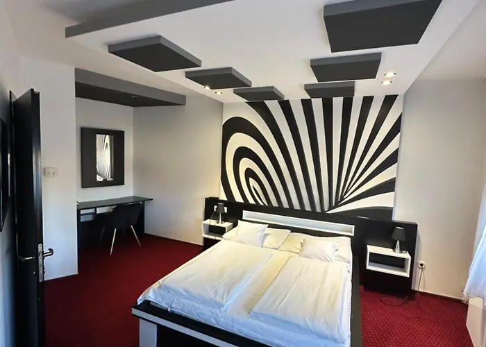 Europa Hotel Es Etterem