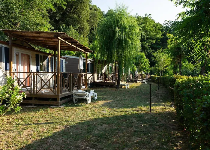 Camping Il Boschetto Di Piemma