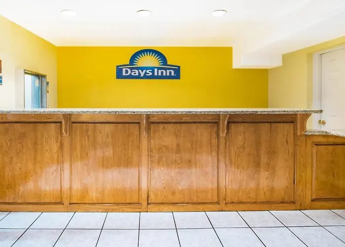Days Inn By Wyndham Mcallen