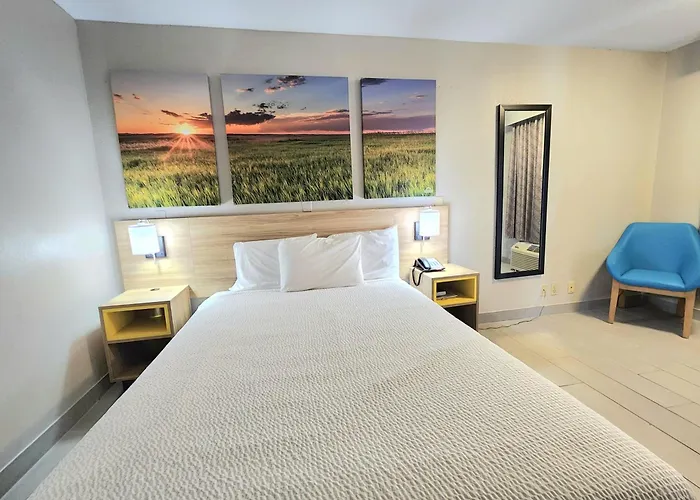 Days Inn By Wyndham Mcallen