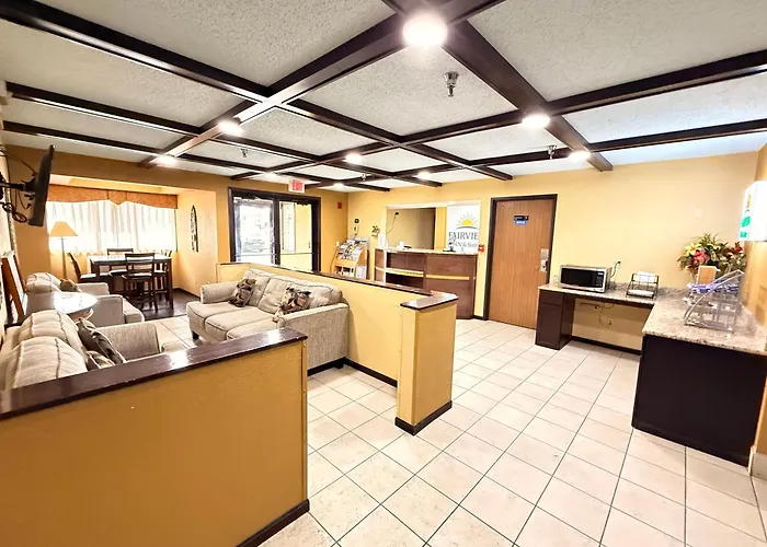 Fairview Inn & Suites Whitewater