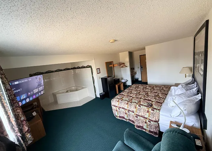 Budget Inn & Suites