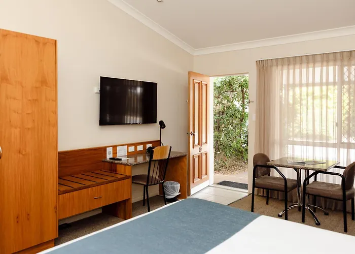Roma Explorers Inn