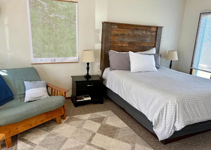 Rock Creek Mercantile & Motel
