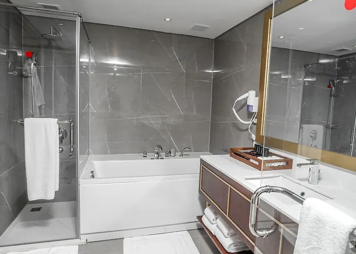 Porto Said Hotel & Spa