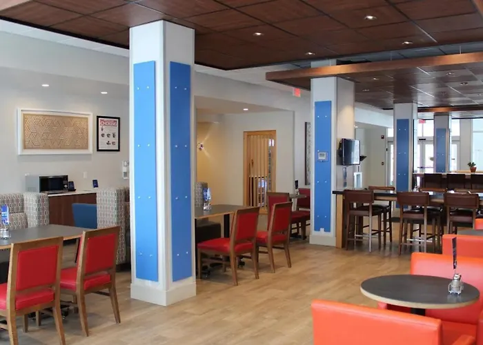 Holiday Inn Express Amherst - Lockport By Ihg