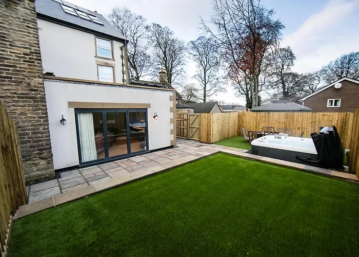 Foxlow Grange By Muse Escapes - Whole House 15 Bed