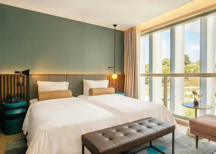 Renaissance Porto Lapa Hotel