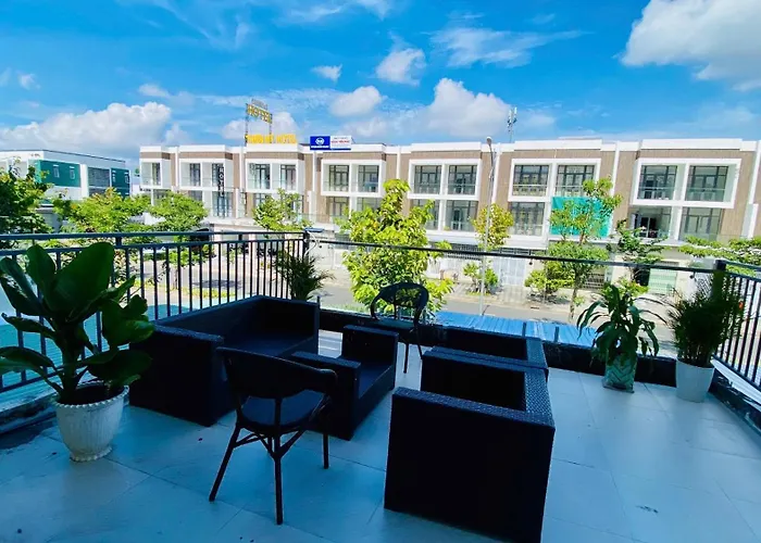 Hieu Sang 68 Harbour View Family Hotel & Villa Ben Tau Rach Gia