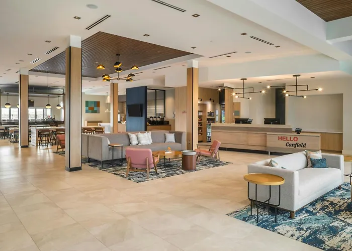 Springhill Suites By Marriott Canfield