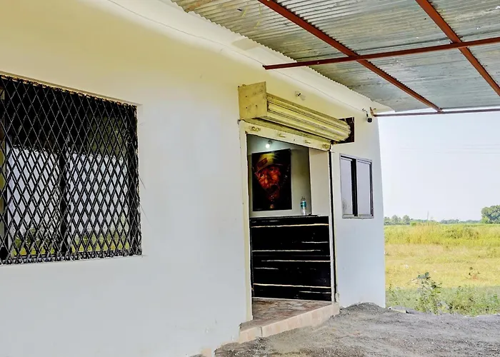 Hotel O Kshanbhar Vishranti