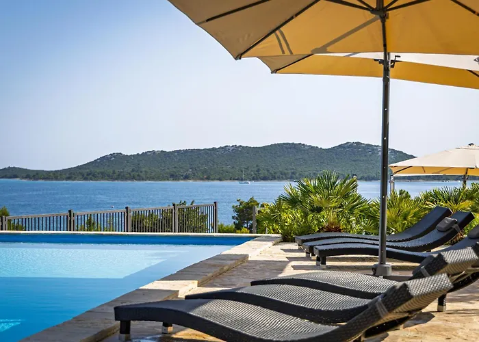 Camp Panorama Plus With Pool
