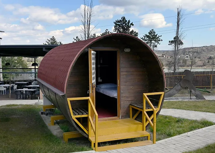 Eco Camp Lake Mladost