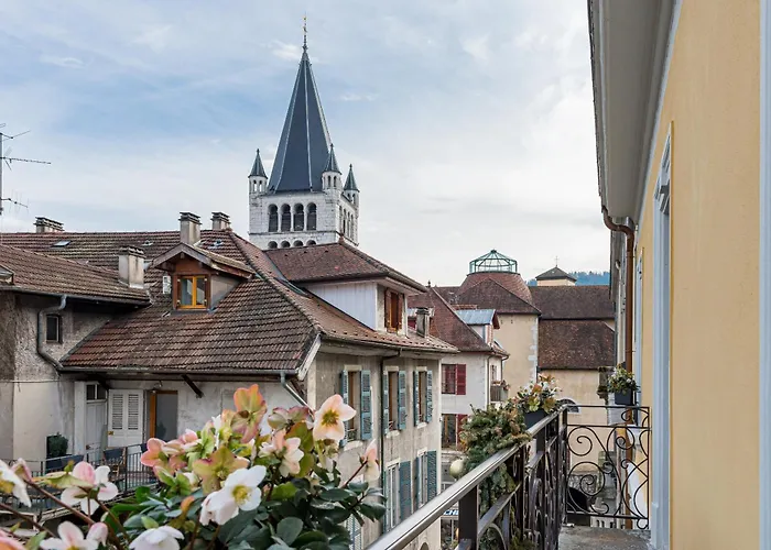 Hotel La Cour Du 6