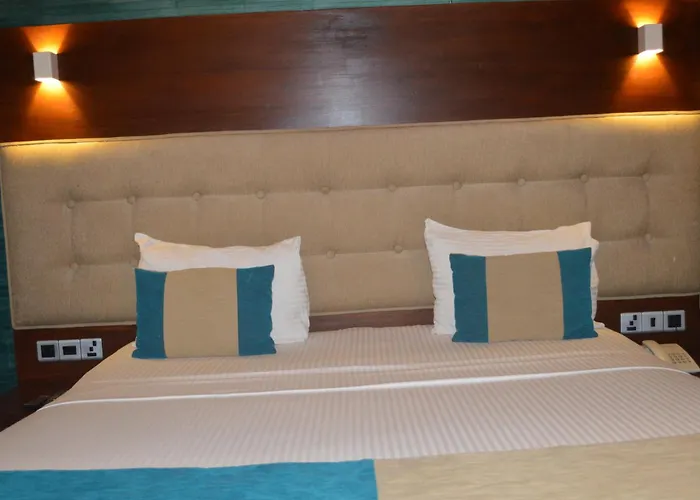 Avanee Hotel