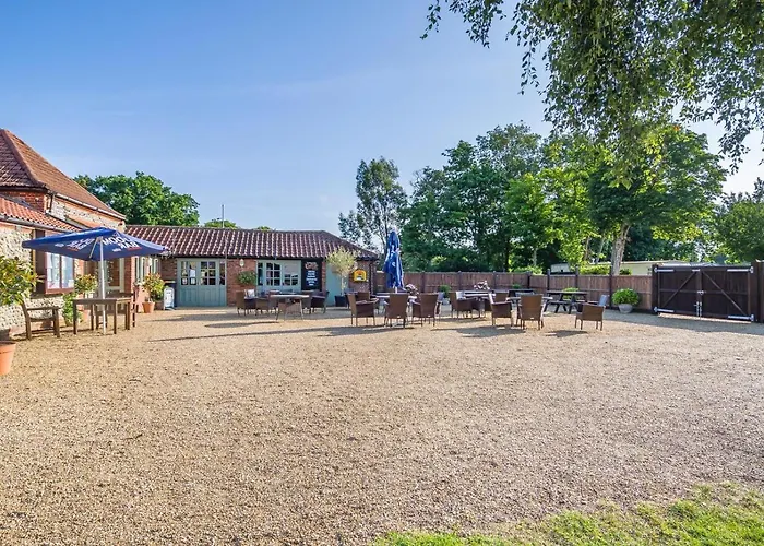 1 Bed In Northrepps Oc-F32562