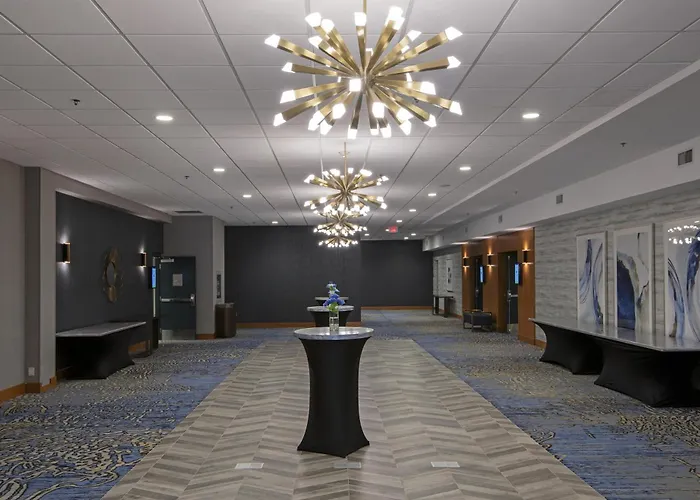 Doubletree By Hilton West Edmonton
