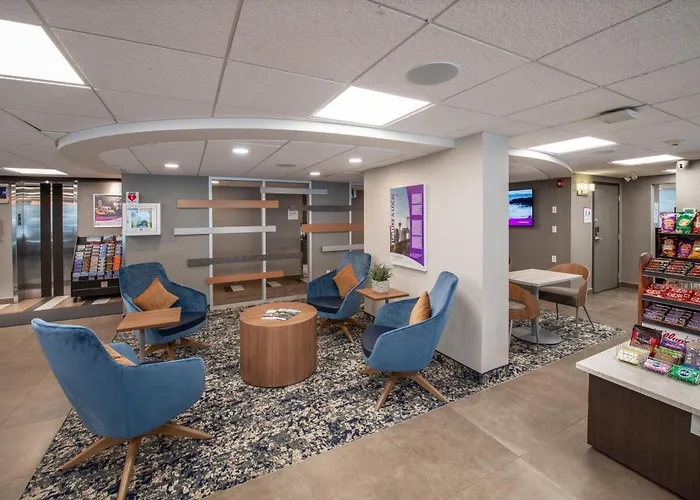 Coast Calgary Downtown Hotel & Suites By Apa