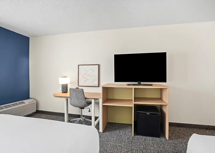 Spark By Hilton Bettendorf Quad Cities